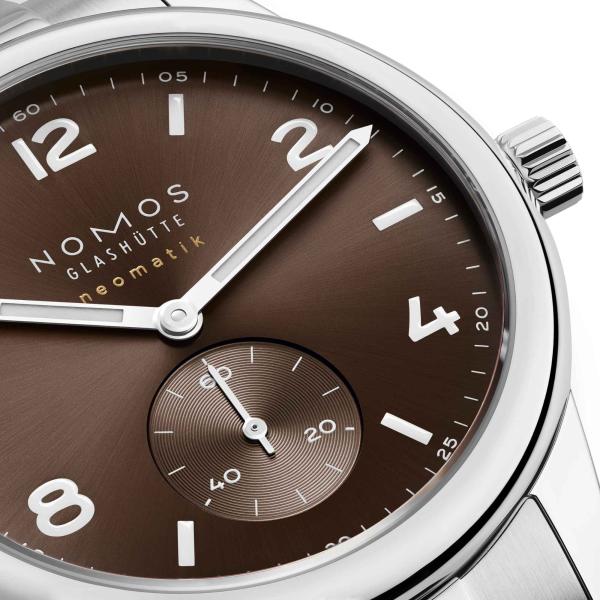 NOMOS Glashütte Club Sport neomatik 39 tabac (Ref: 760)