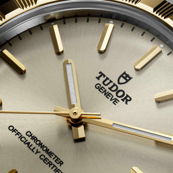 TUDOR TUDOR Royal (Ref: M2830A1A3-0003)