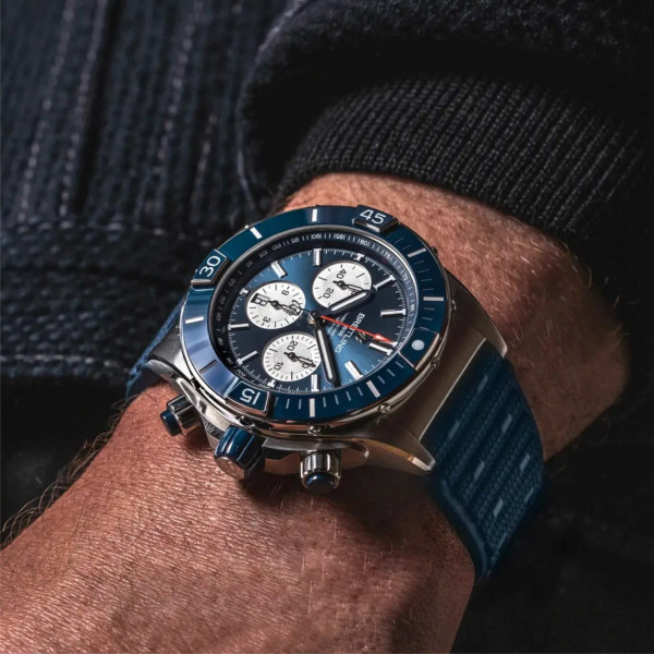 Breitling Super Chronomat B01 44 (Ref: AB0136161C1S1)