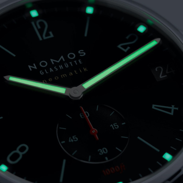NOMOS Glashütte Tangente Sport neomatik 42 Datum blauschwarz (Ref: 581)