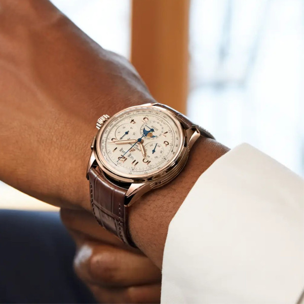 Breitling Premier B25 Datora 42 (Ref: RB2510371G1P1)