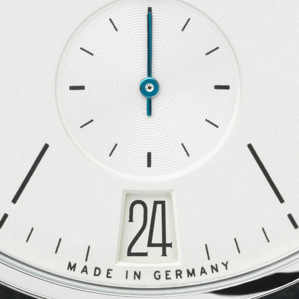 NOMOS Glashütte Tangente 38 Datum (Ref: 130)
