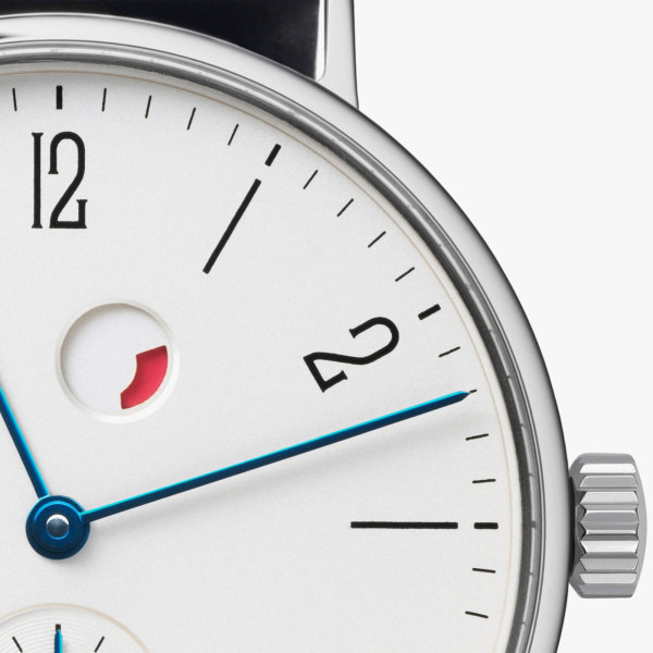 NOMOS Glashütte Tangente Datum Gangreserve (Ref: 131)