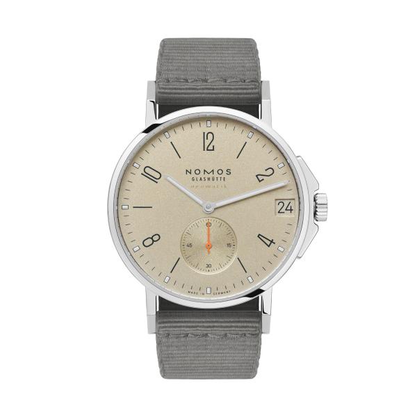 NOMOS Glashütte Ahoi neomatik 38 Datum sand (Ref: 517)