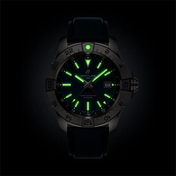 Breitling Avenger Automatic GMT 44 (Ref: A32320101C1X1)