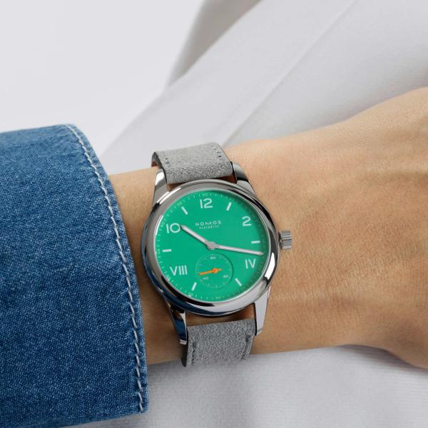 NOMOS Glashütte Club Campus electric green (Ref: 715)