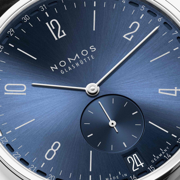 NOMOS Glashütte Tangente 2date blau (Ref: 136.SB)