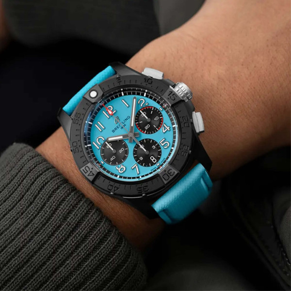 Breitling Avenger B01 Chronograph 42 Night Mission (Ref: SB0146101L1X1)