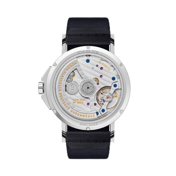 NOMOS Glashütte Ahoi Neomatik 38 Datum (Ref: 525)