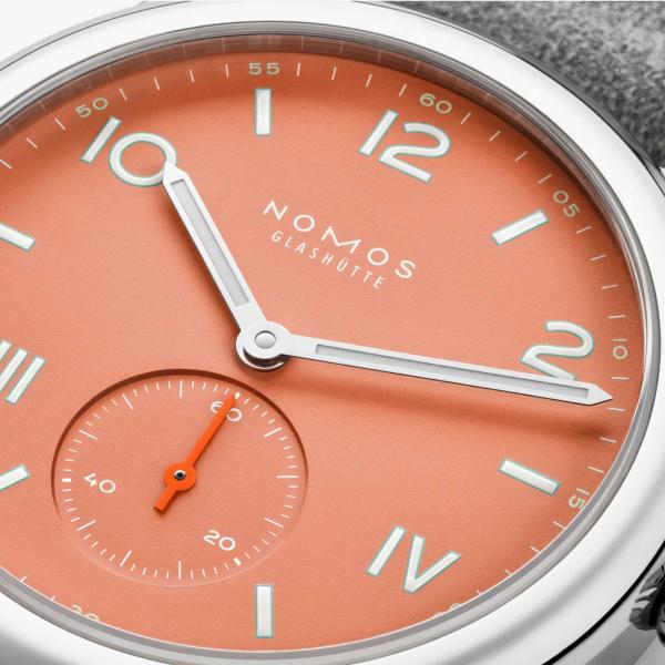 NOMOS Glashütte Club Campus cream coral (Ref: 714)