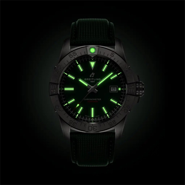 Breitling Avenger Automatic 42 (Ref: A17328101L1X1)