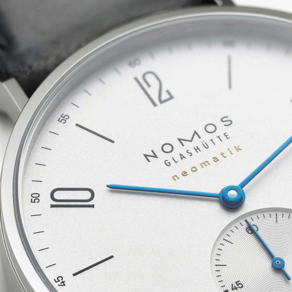 NOMOS Glashütte Tangente neomatik 39 (Ref: 140)