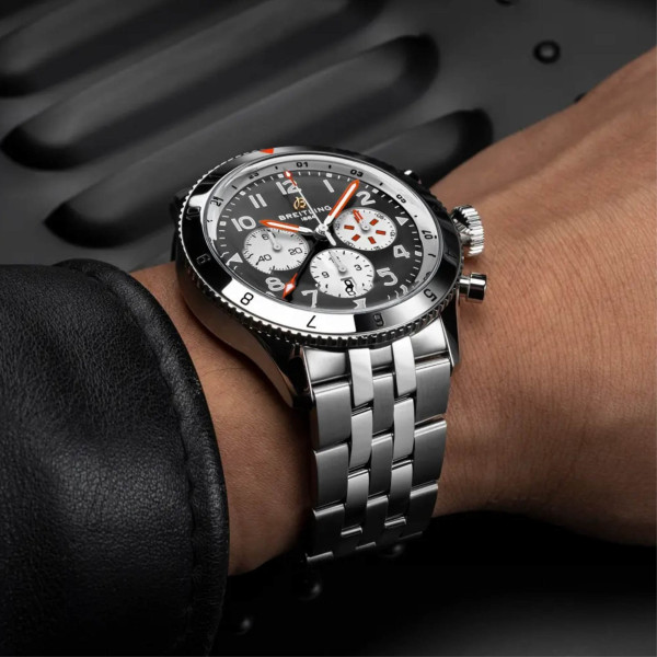 Breitling Super AVI B04 Chronograph GMT 46 Mosquito (Ref: YB04451A1B1A1)