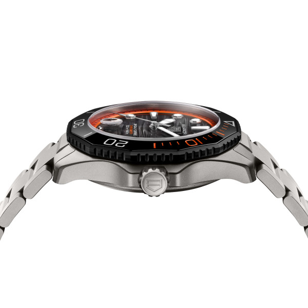 TAG Heuer TAG HEUER AQUARACER PROFESSIONAL 500 DATE (Ref: WBP5183.BF0010)