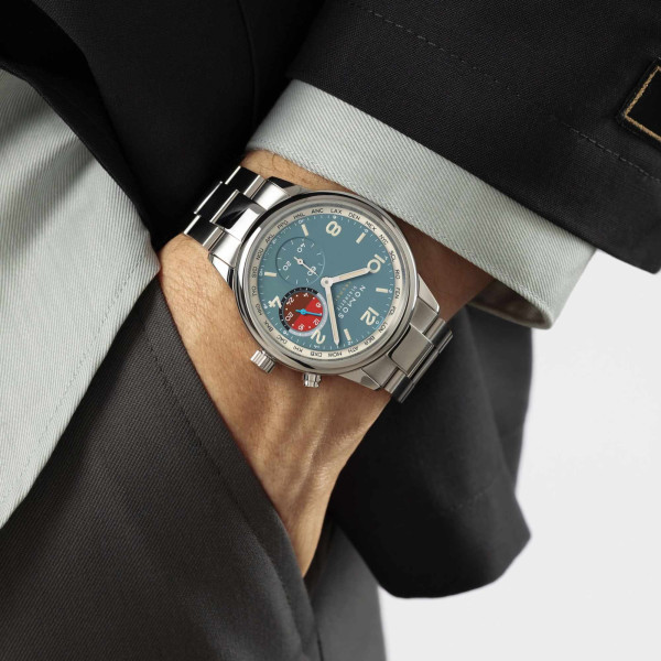 NOMOS Glashütte Club Sport Neomatik Weltzeit Glacier (Ref: 790.S4)