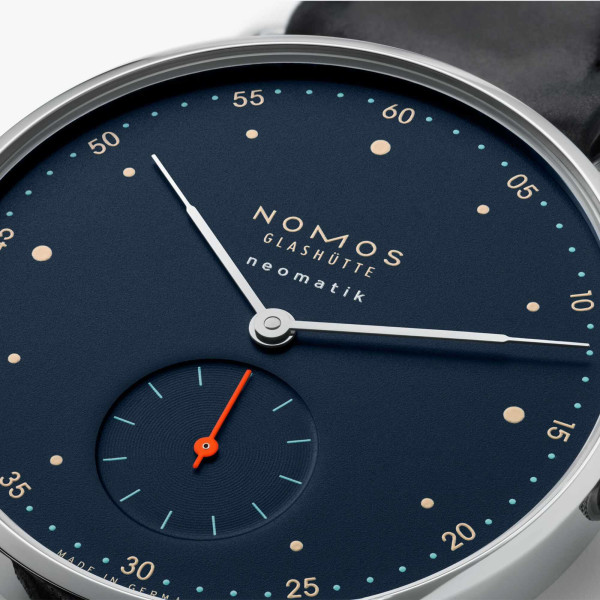 NOMOS Glashütte Metro neomatik nachtblau (Ref: 1110)