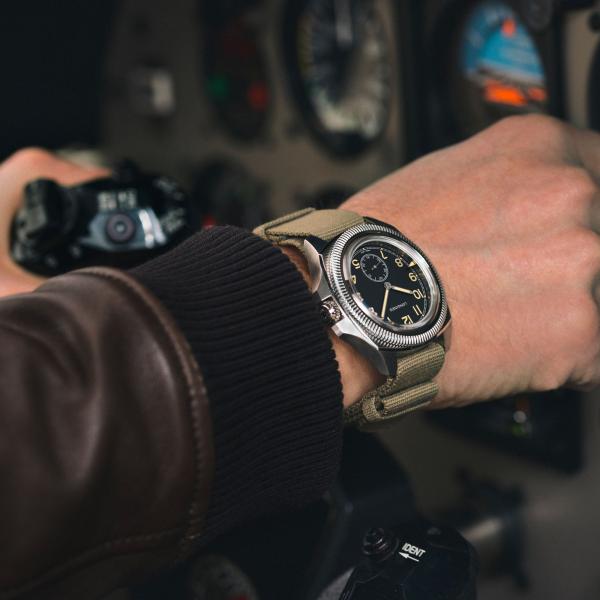 Longines LONGINES PILOT MAJETEK (Ref: L2.838.4.53.8)