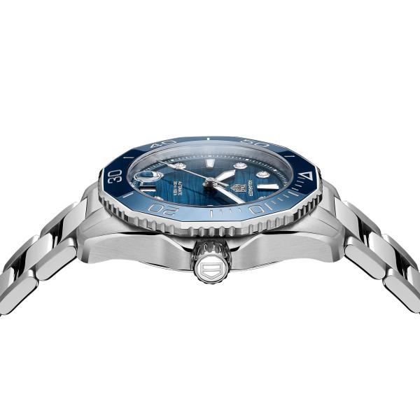 TAG Heuer TAG HEUER AQUARACER PROFESSIONAL 300 DATE (Ref: WBP231B.BA0618)