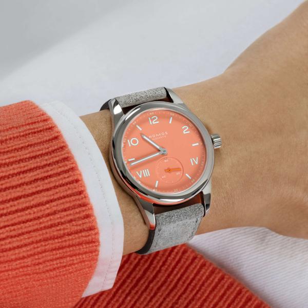 NOMOS Glashütte Club Campus cream coral (Ref: 714)