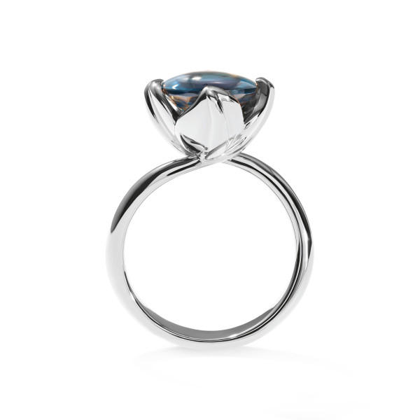 Tamara Comolli TULIP Ring Small mit London Topas (Ref: R-TUL-s-ToLo-wg)