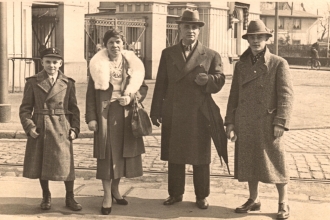 oJ Vogl Familie erste Gen quer