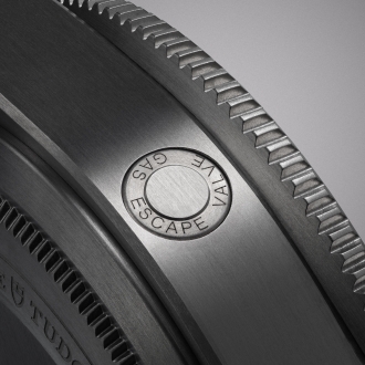 TUDOR NP25 PELAGOS ULTRA LIFESTYLE-12