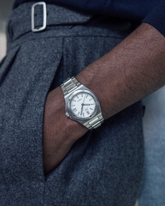 FY26 INGENIEUR WRIST SHOT IW324901 4x5 3