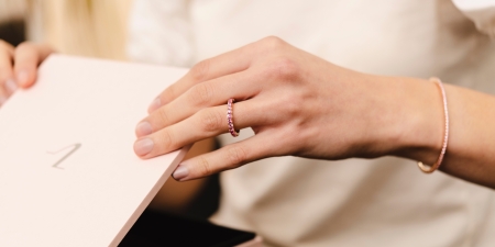 2022_Shooting_Mega Menu_Geschenkefinder Schmuck_Mobil