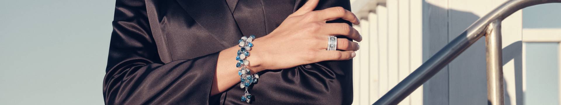 2023_Tamara Comolli_Banner Armschmuck_Desktop