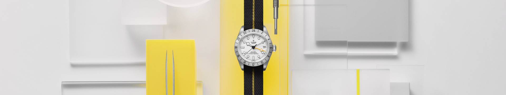 TUDOR_NP25_BLACK BAY PRO_LIFESTYLE-11