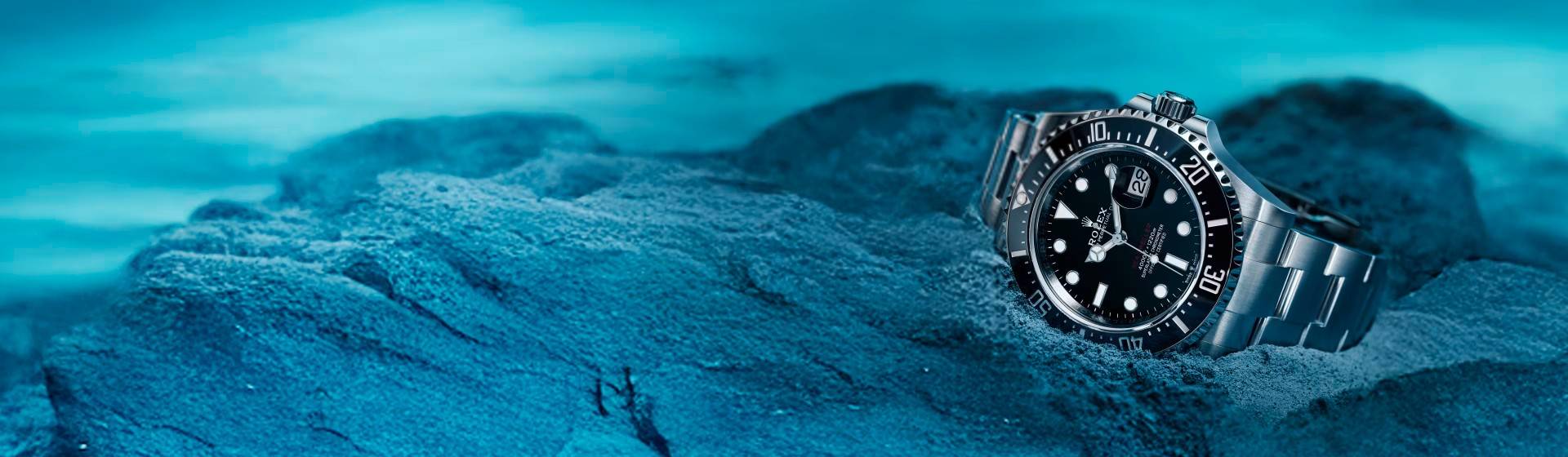 brand-centre-sea-dweller-m126600-0002_banner-generator_1920x560
