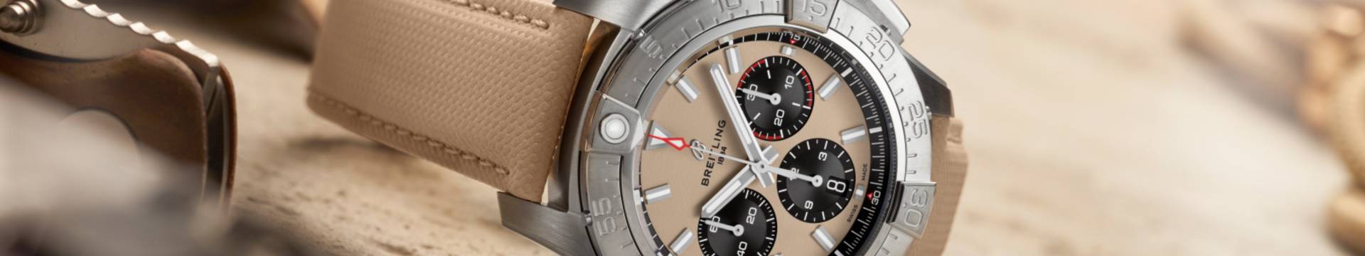 2023_Breitling_Avenger_Chrono 44_Banner_Desktop