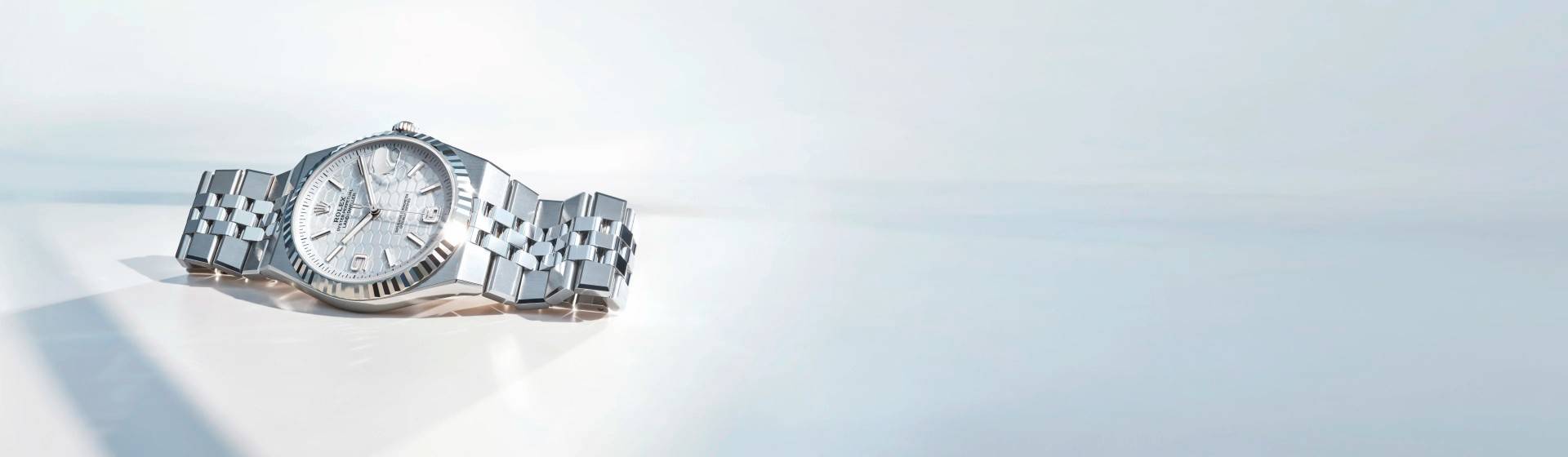 rolex_land-dweller_m127334-0001_rvb_1920x560