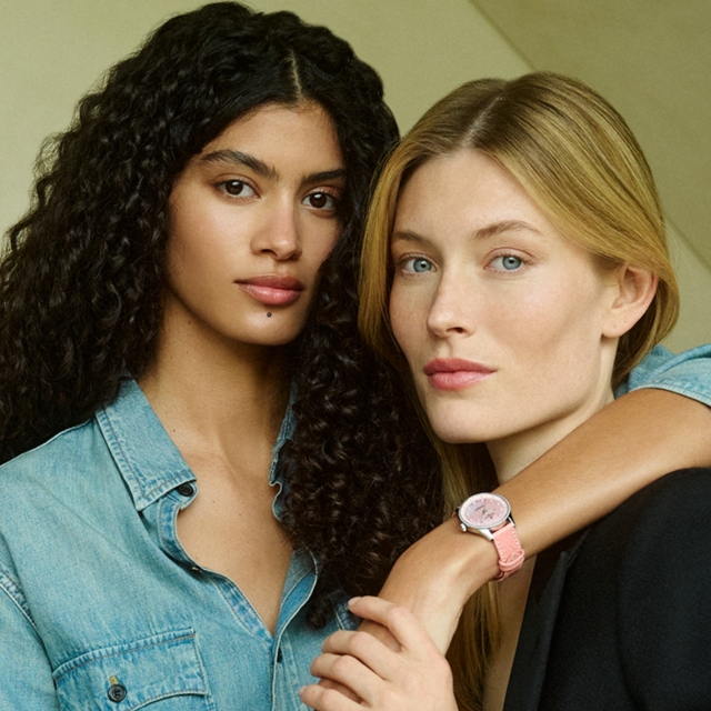 2023_Breitling_Kachel Navitimer32_4