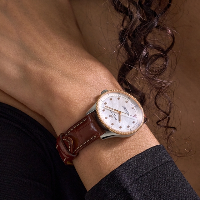 2023_Breitling_Kachel Navitimer32_2