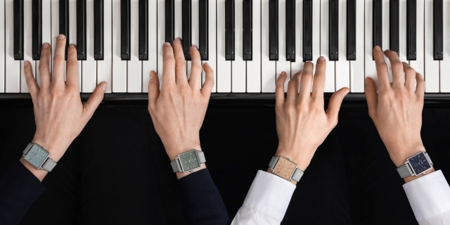 2022_NOMOS Glashütte_Tetra_Banner_mobil_1 2022_NOMOS Glashütte_Tetra_Banner_mobil_1