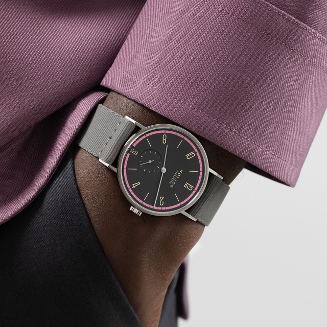 2024 Nomos Tangente 38 Datum Tiefseegrau Kachel