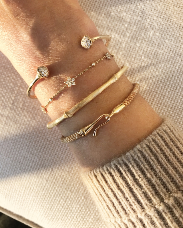 B0F28483-1D5E-4D86-B86D-C296A5CD72F2 1 201 a